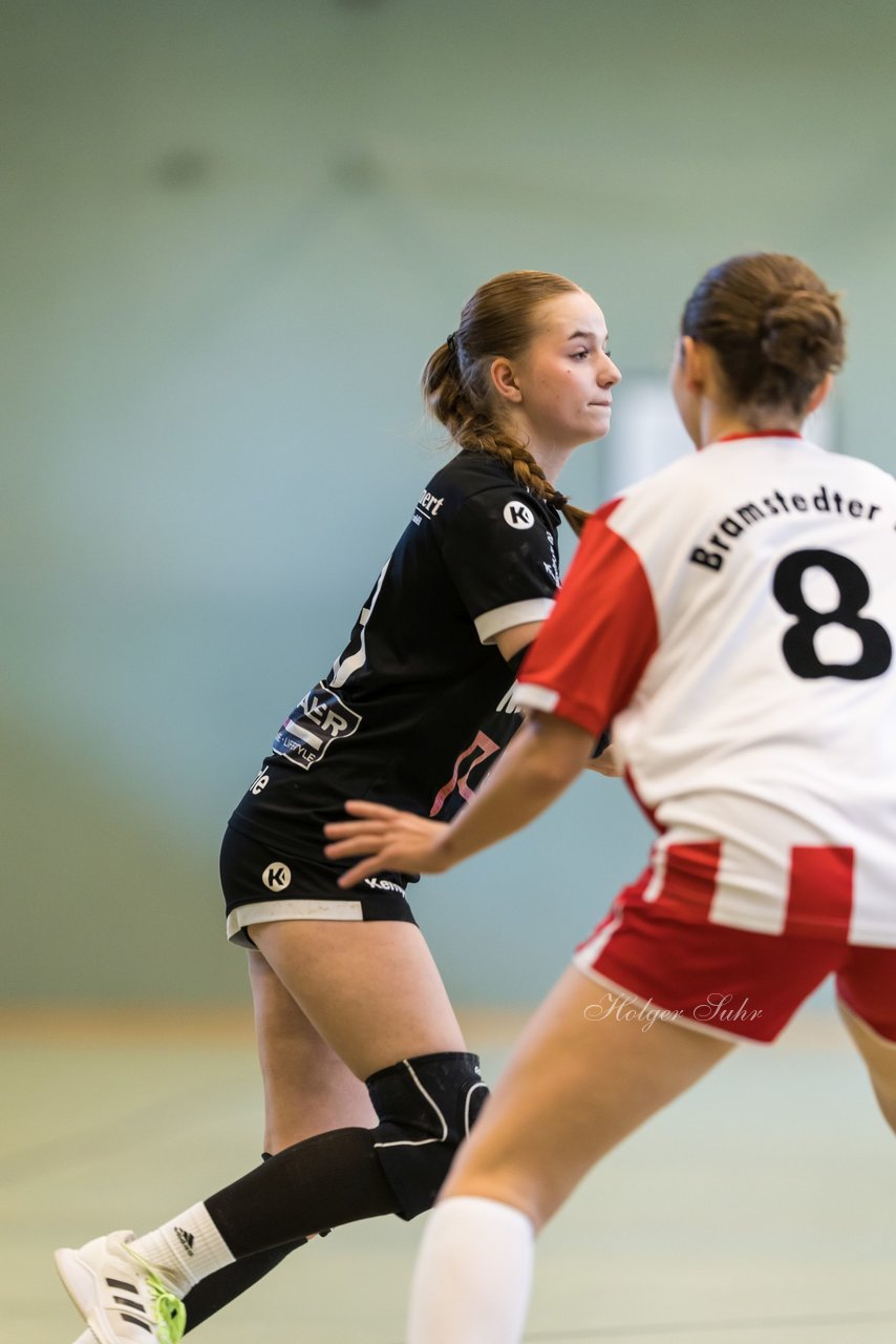 Bild 44 - wBJ SV Henstedt Ulzburg - Bramstedter TS : Ergebnis: 27:15